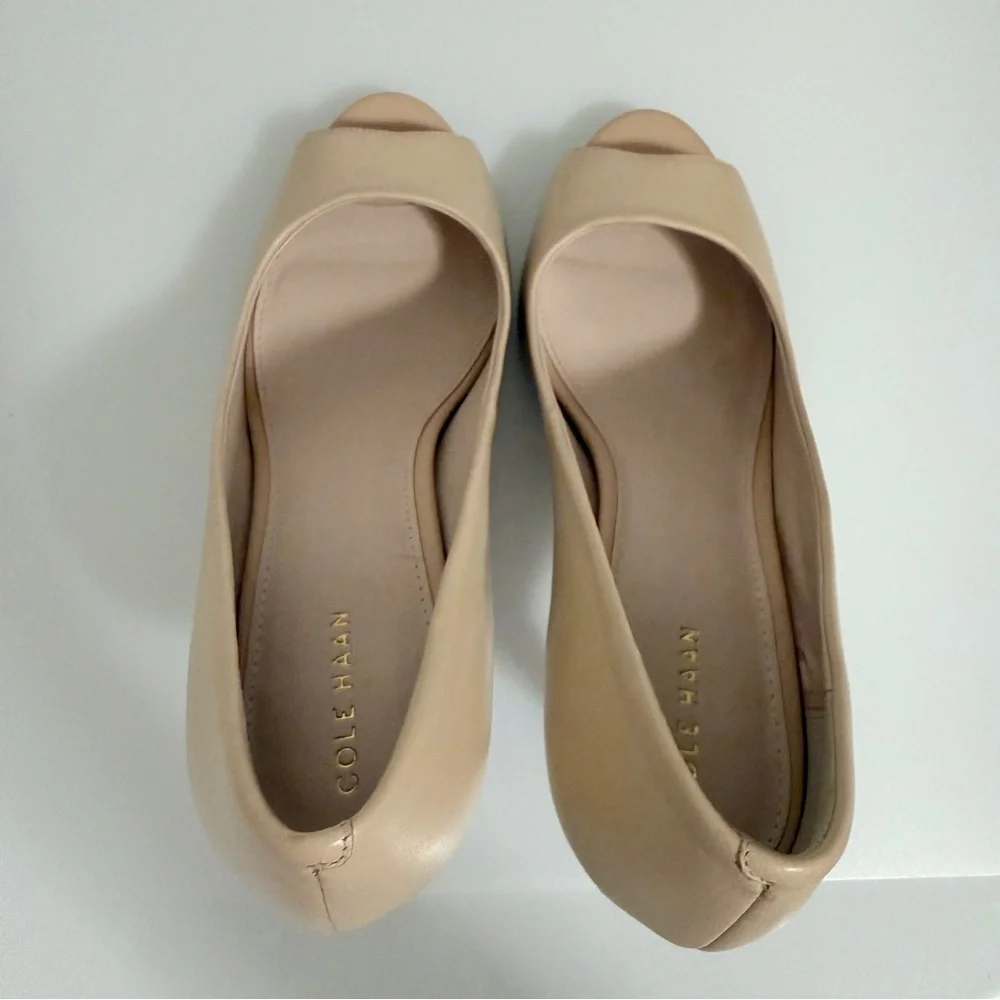 Cole Haan Harlow Cream Peep-Toe Heels Size 10